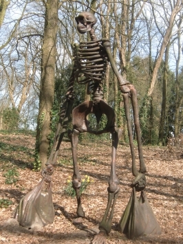 Venray NL : Merseloseweg, Odapark, Skulptur von Doyle und Mallinson, Ecce Homo Tesco